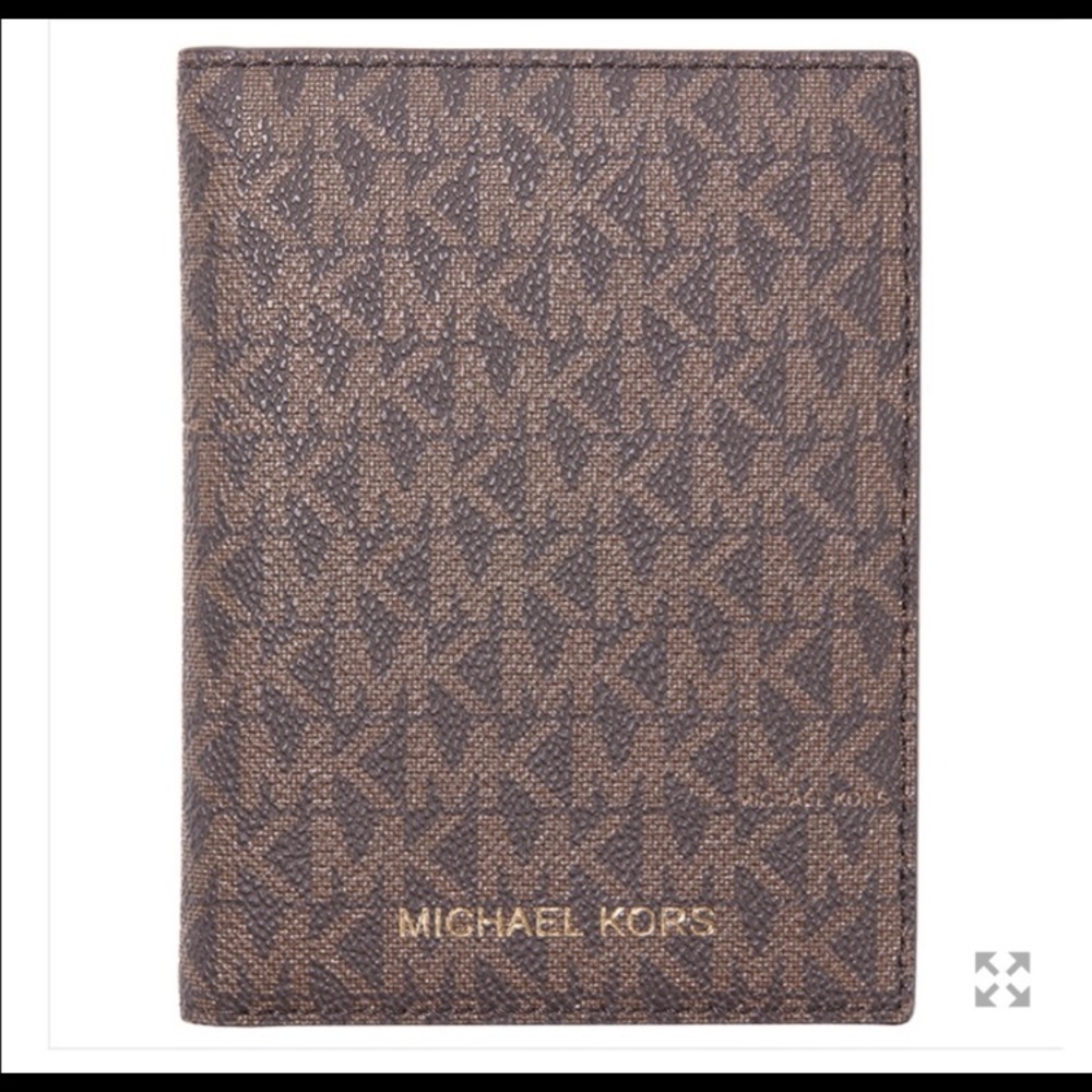 Michael Kors Bedford Travel Passport Wallet